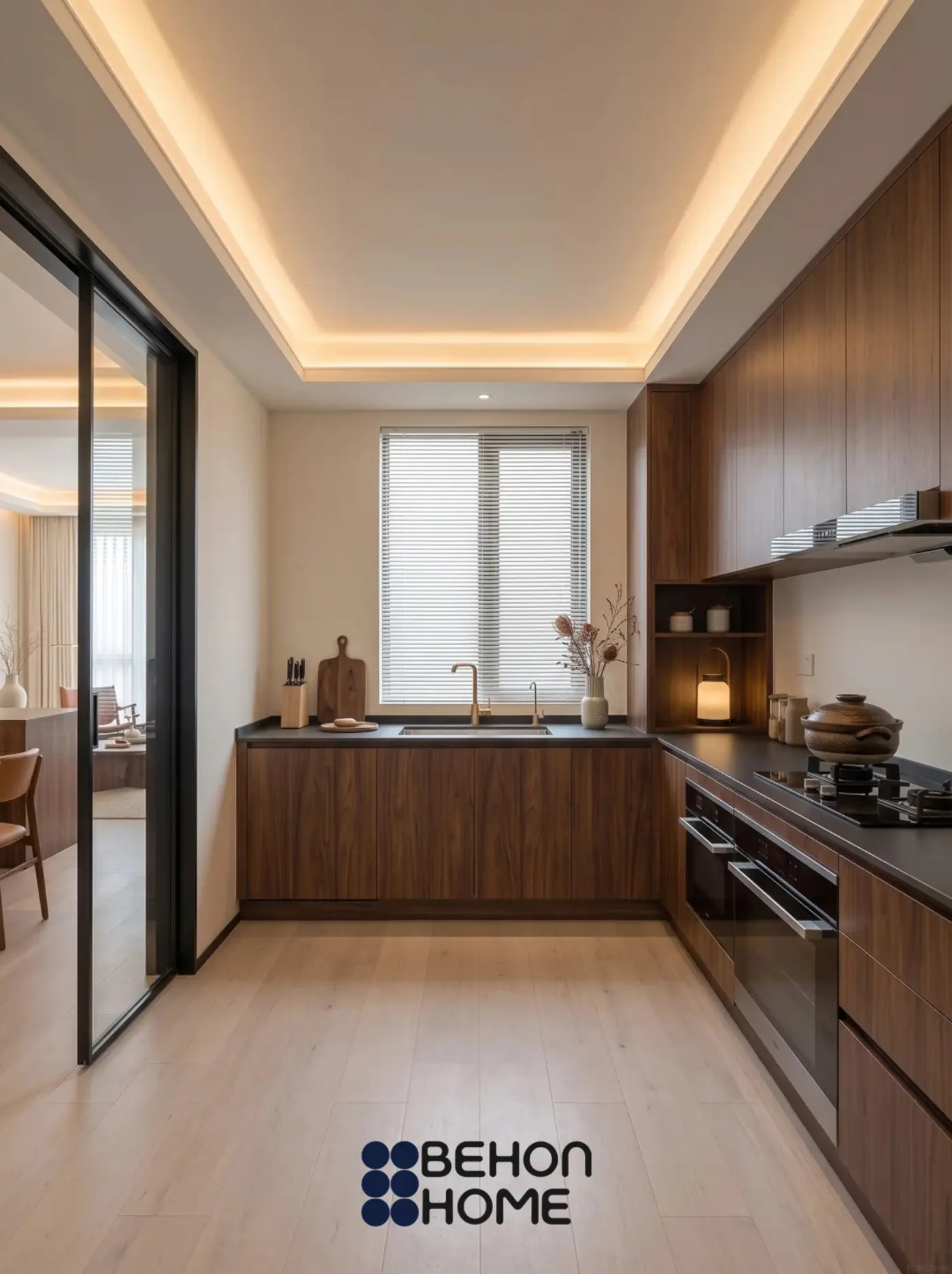 Nhà chị Lệ - Phòng bếp gỗ óc chó